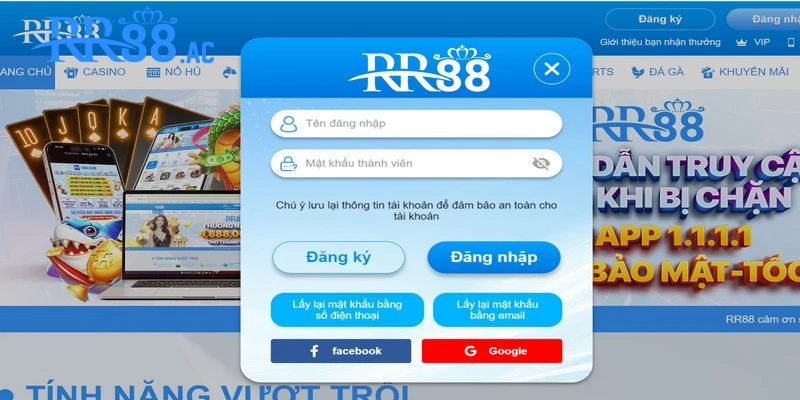 Vào web hoặc mở ứng dụng để tiến hành đăng nhập RR88